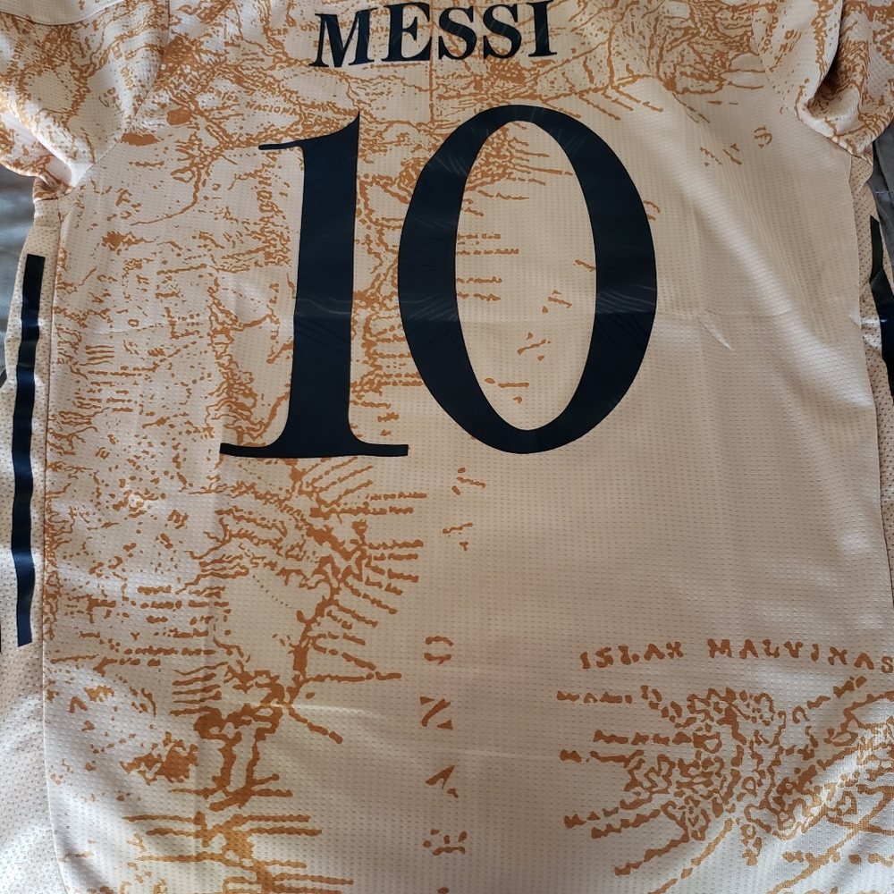 Soccer jerseys - Picture 4 of 7